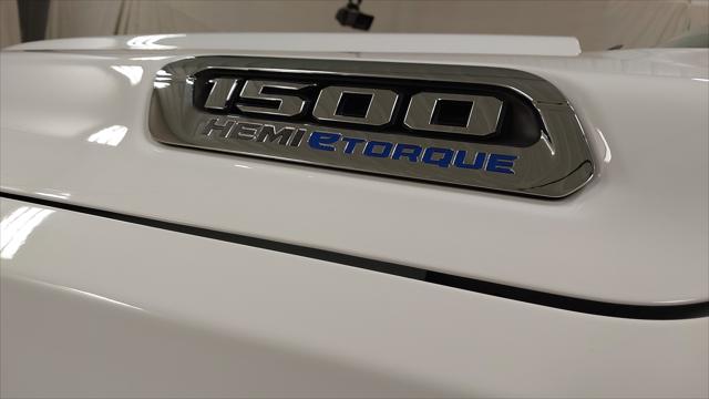 2022 Ram 1500 Laramie Crew Cab 4x4 5'7" Box
