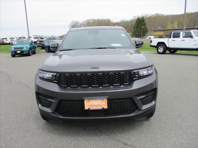 2023 Jeep Grand Cherokee Altitude 4x4