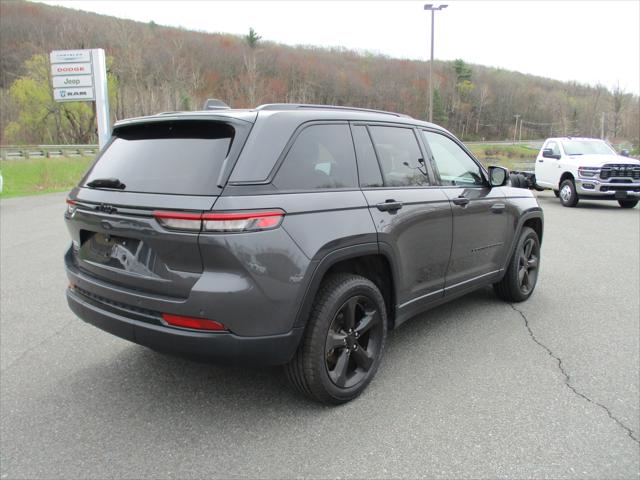 2023 Jeep Grand Cherokee Altitude 4x4