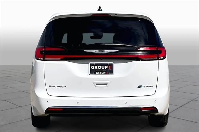 2023 Chrysler Pacifica Hybrid Touring L