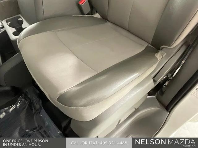 2021 Nissan 2500 SV Standard Roof V6