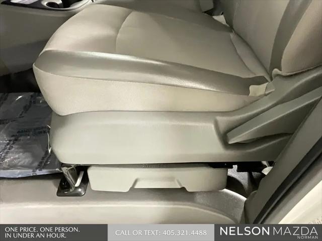 2021 Nissan 2500 SV Standard Roof V6