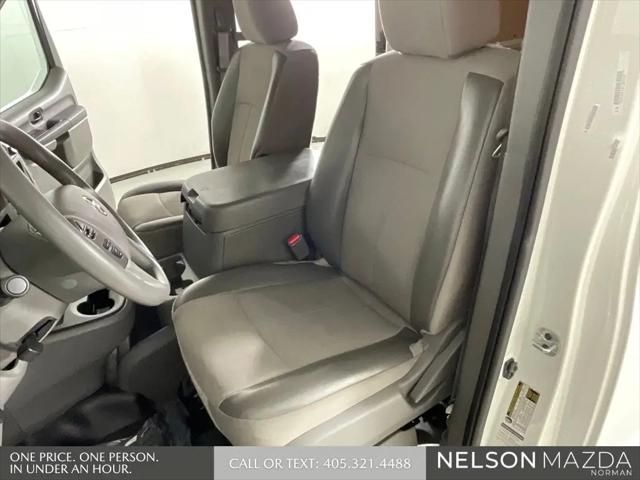 2021 Nissan 2500 SV Standard Roof V6