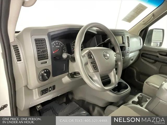 2021 Nissan 2500 SV Standard Roof V6