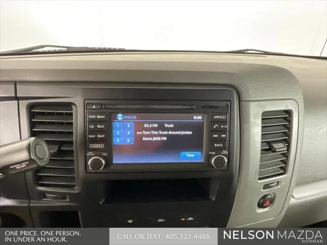 2021 Nissan 2500 SV Standard Roof V6