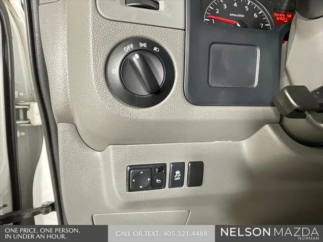 2021 Nissan 2500 SV Standard Roof V6