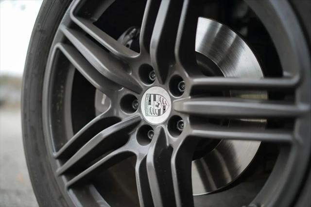2018 Porsche Macan Sport Edition