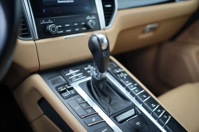 2018 Porsche Macan Sport Edition