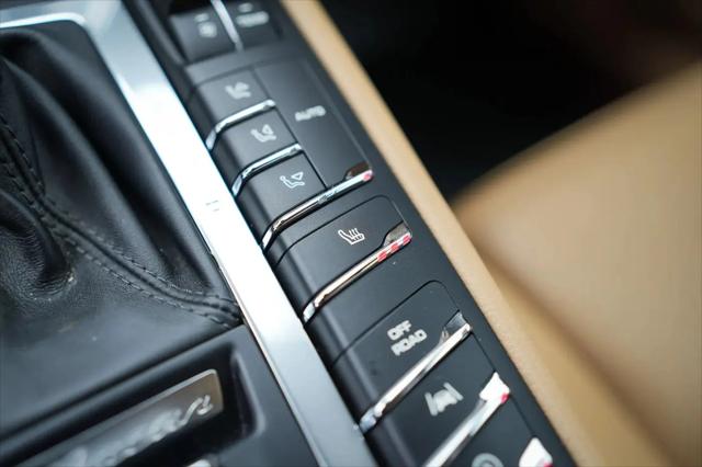 2018 Porsche Macan Sport Edition