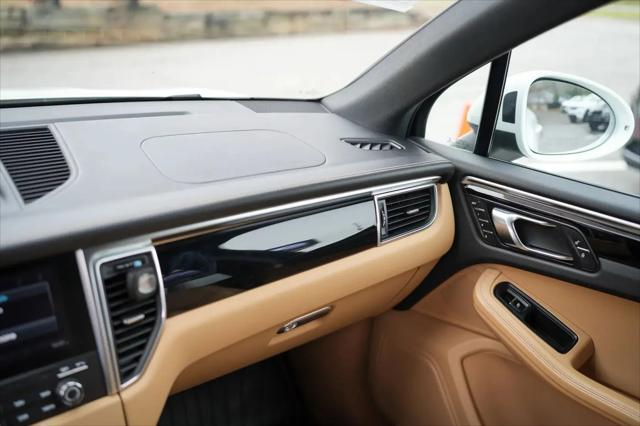 2018 Porsche Macan Sport Edition