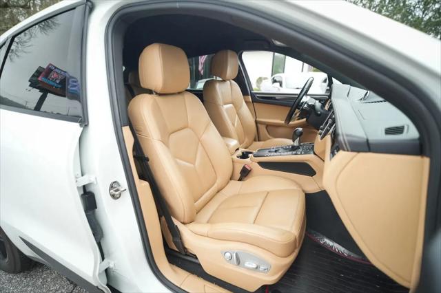 2018 Porsche Macan Sport Edition