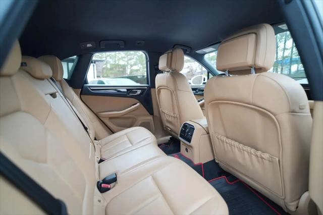 2018 Porsche Macan Sport Edition