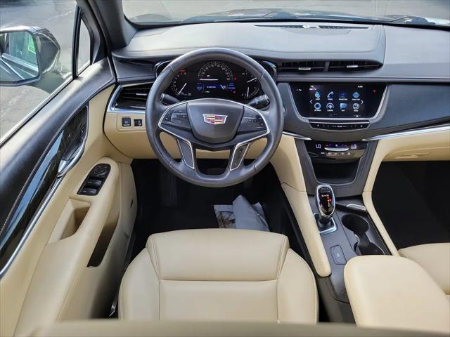 2018 Cadillac XT5 Standard