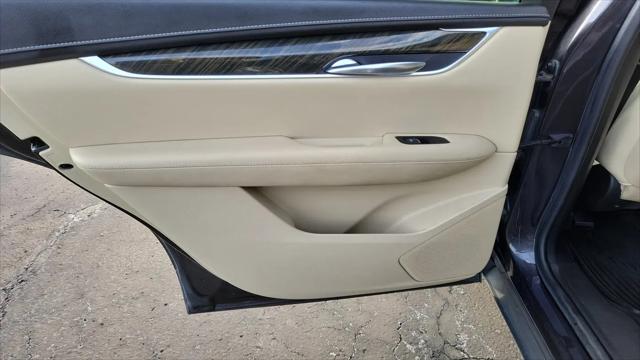 2018 Cadillac XT5 Standard