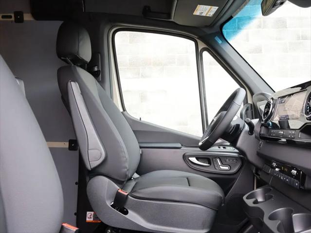 2026 Mercedes-Benz Sprinter 2500 Standard Roof 4-Cyl Diesel HO