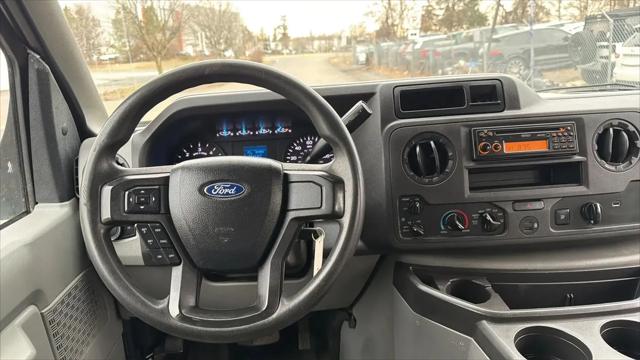 2022 Ford E-350 Cutaway Base
