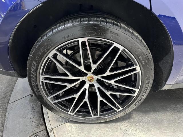 2026 Porsche Macan T