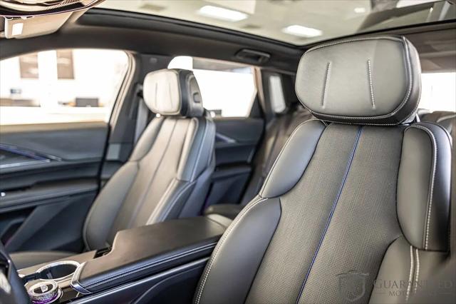 2024 Cadillac iQ Sport w/1SF