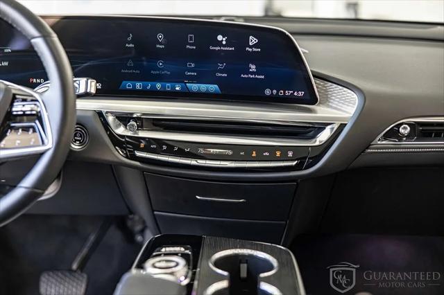 2024 Cadillac iQ Sport w/1SF