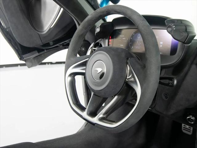 2024 McLaren 750S Spider