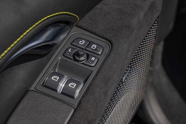 2026 Lotus Emira Turbo SE