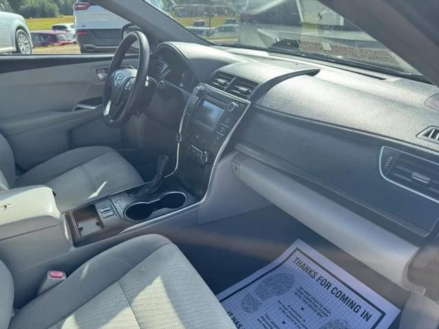 2016 Toyota Camry LE