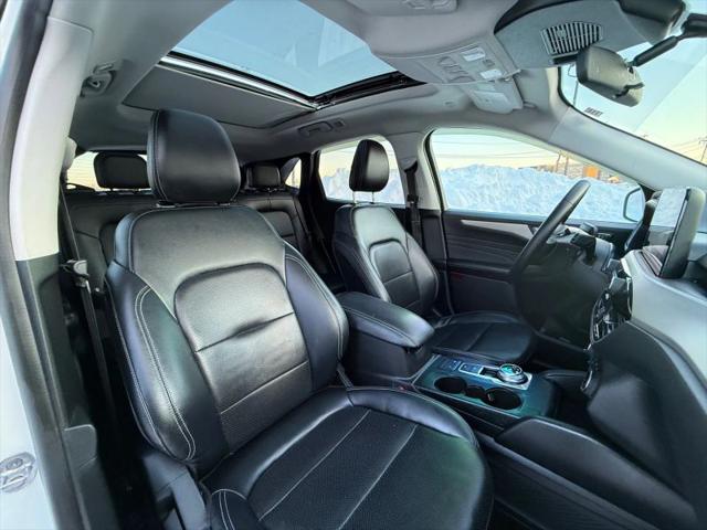 2022 Ford Escape SEL