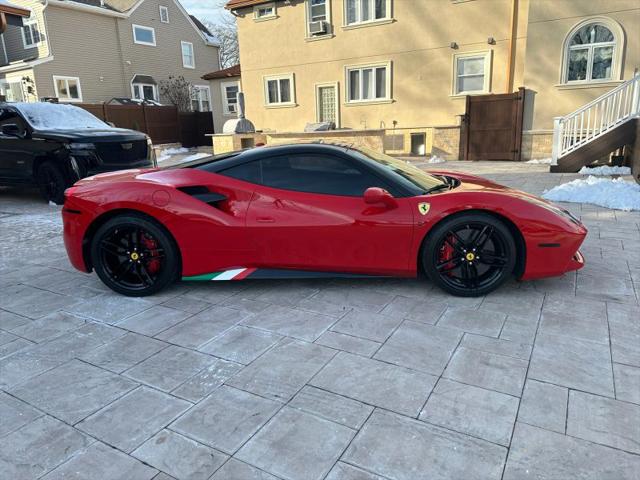 2016 Ferrari 488 GTB Base