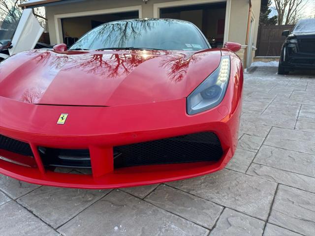 2016 Ferrari 488 GTB Base