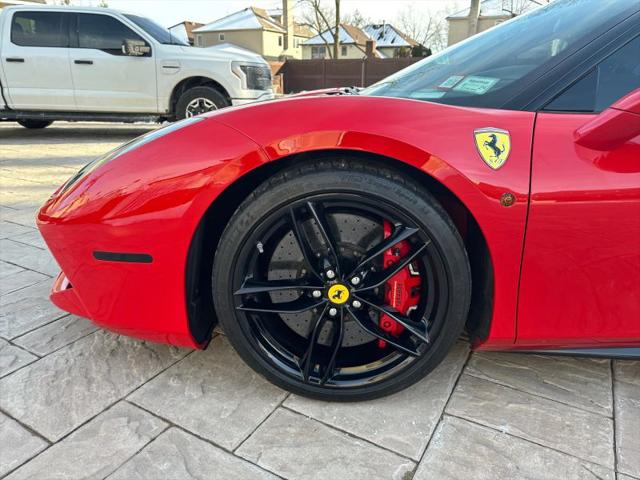 2016 Ferrari 488 GTB Base