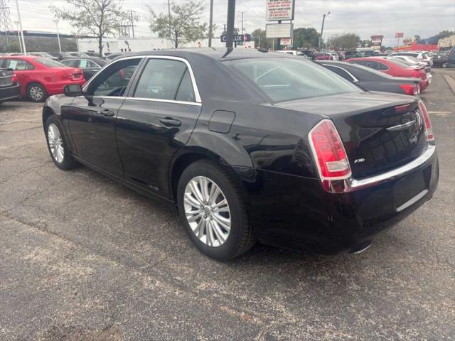2014 Chrysler 300 300