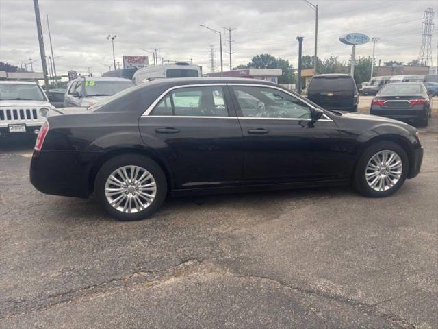 2014 Chrysler 300 300