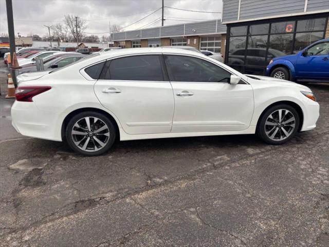 2017 Nissan Altima 2.5 SR