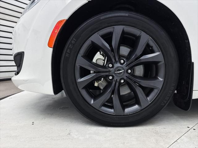 2018 Chrysler Pacifica Touring Plus