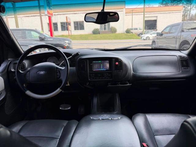 2003 Ford F-150 LARIAT