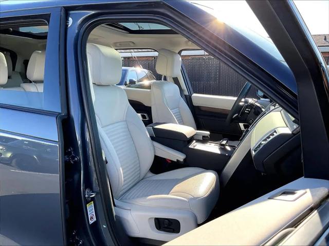 2025 Land Rover Discovery P300 S