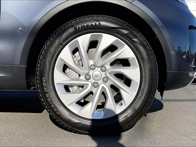 2025 Land Rover Discovery P300 S