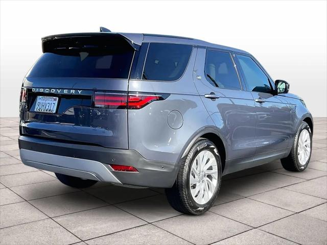 2025 Land Rover Discovery P300 S