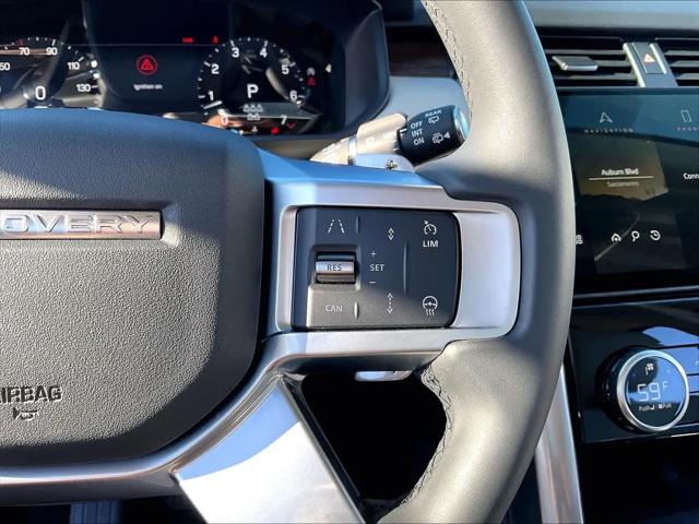 2025 Land Rover Discovery P300 S