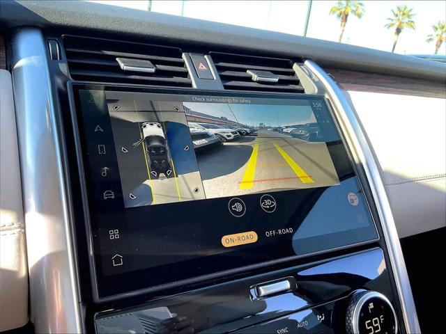 2025 Land Rover Discovery P300 S
