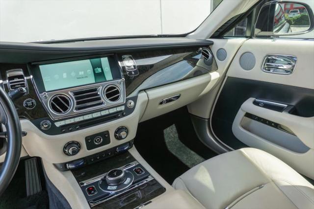 2016 Rolls-Royce Wraith Base