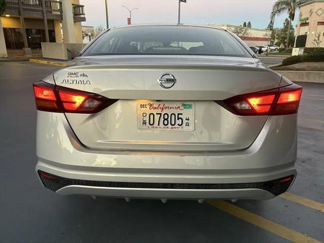 2022 Nissan Altima S FWD