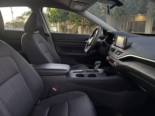 2022 Nissan Altima S FWD