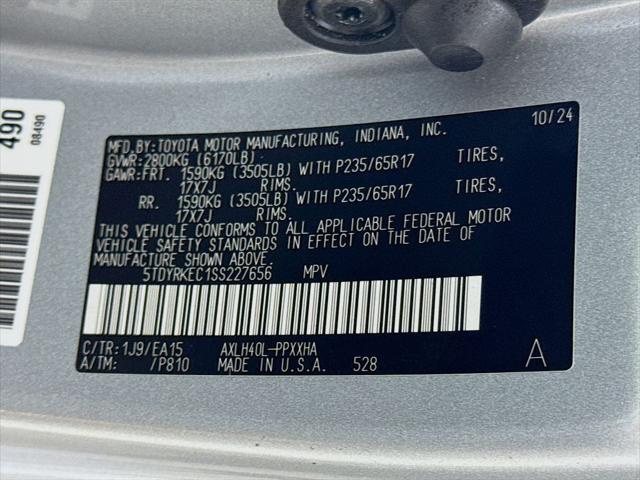 2025 Toyota Sienna XLE