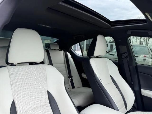 2022 Lexus IS 350 F SPORT