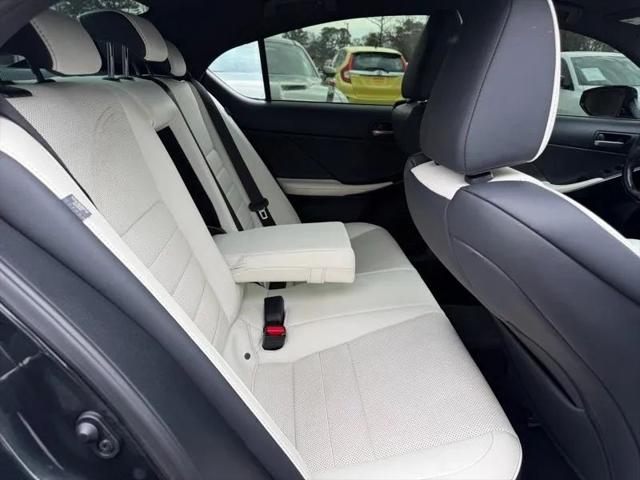 2022 Lexus IS 350 F SPORT