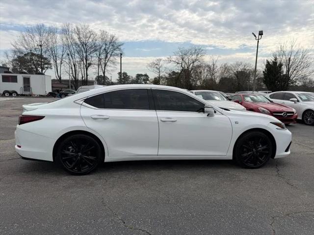 2023 Lexus ES 350 F SPORT Handling