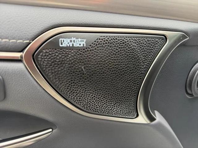 2023 Lexus ES 350 F SPORT Handling