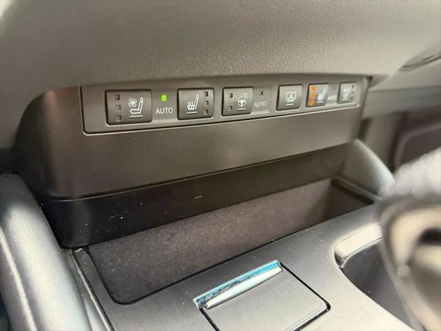 2023 Lexus ES 350 F SPORT Handling