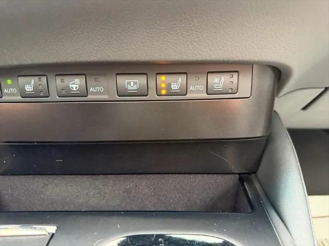 2023 Lexus ES 350 F SPORT Handling